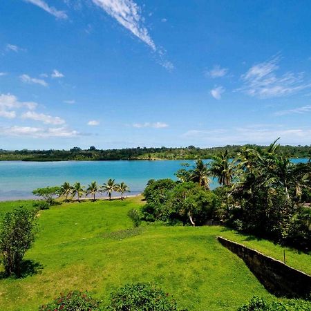Хостел Retreat Seaside Порт-Вила Экстерьер фото