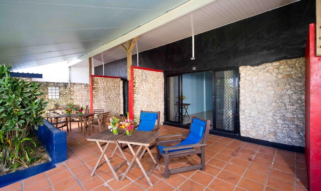 Хостел Retreat Seaside Порт-Вила Экстерьер фото